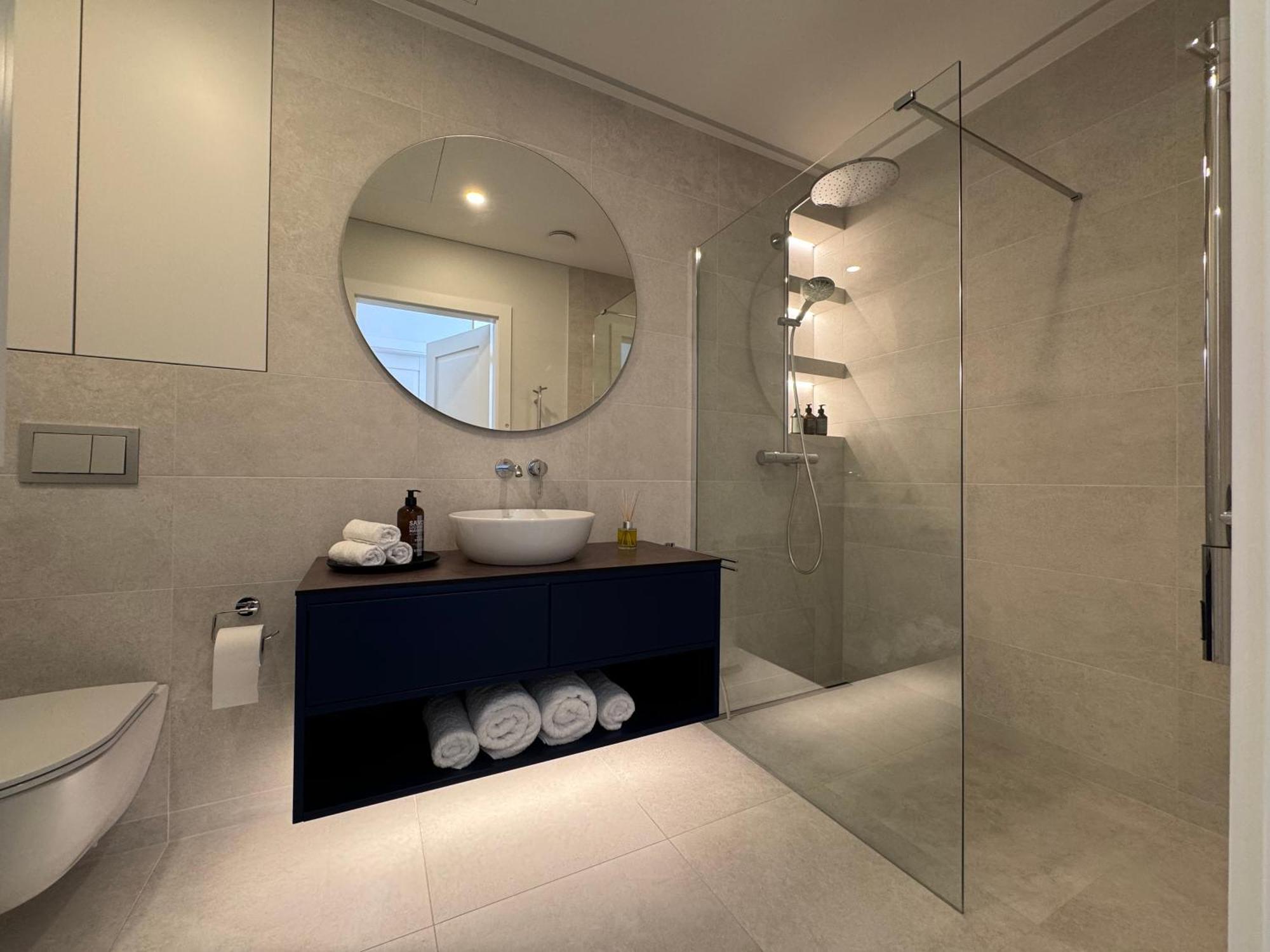 D33 Vilnius - Brand New Luxury Apartment With Terrace, Garden, Ac And Parking Екстер'єр фото