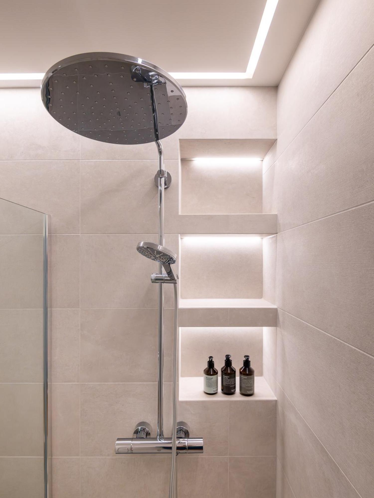 D33 Vilnius - Brand New Luxury Apartment With Terrace, Garden, Ac And Parking Екстер'єр фото